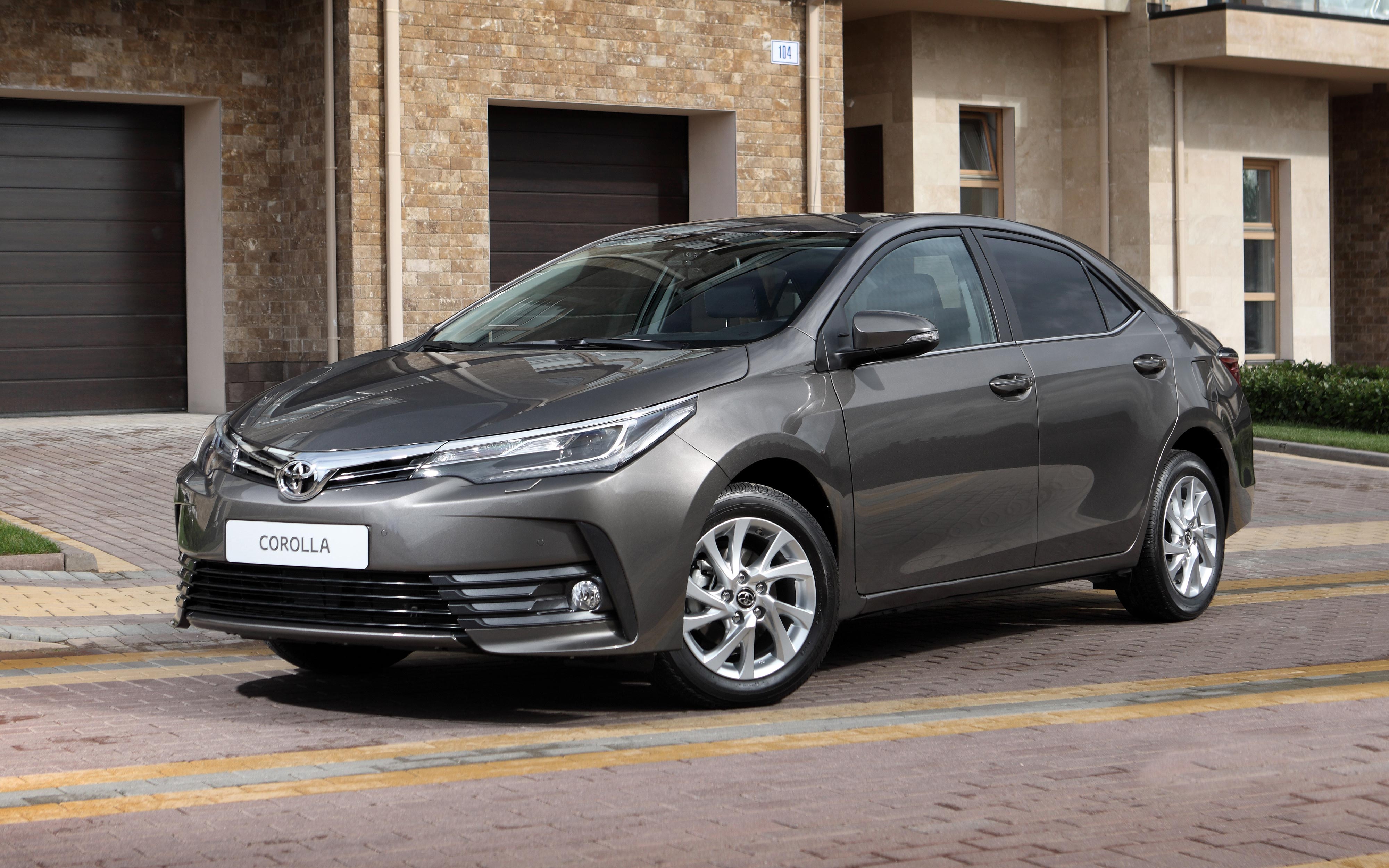 Toyota Corolla 2016 – Reliable & Fuel Efficient